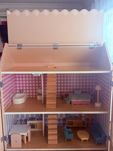 wooden dollhouse