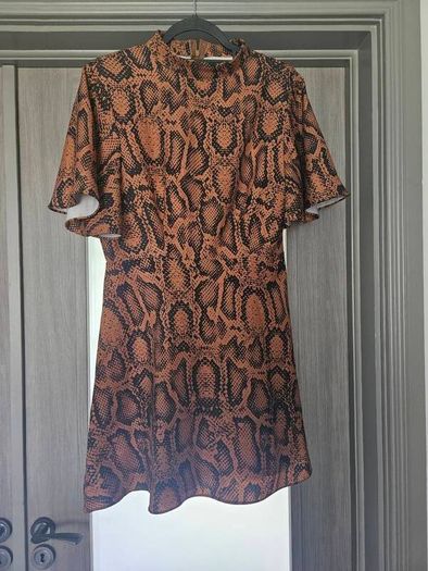 Like new mini dress
