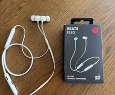 Beats Flex Wireless Earphones