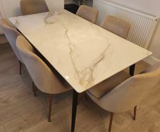 Dining Table + Gratis Coffee Table