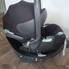 Cybex Cloud T i-Size Car Seat /  Base T 360 degree Rotating ISOFIX Base and Pushchair Adaptors