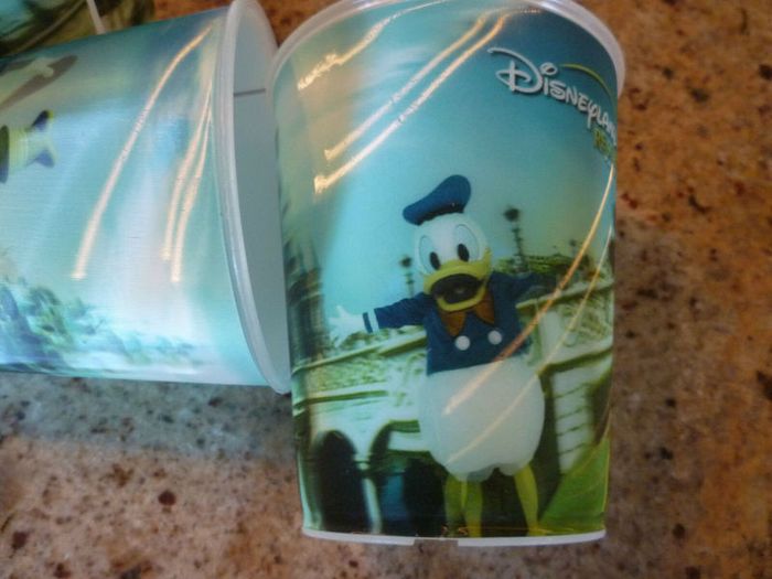 Disneyland Character (x3) 3-dimensional Cup Mugs Disney land 3D. Mint