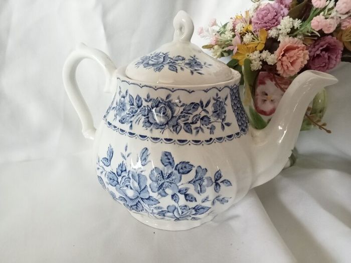 Myott Melody Teapot