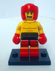 Lego Collectible Minifigures Series 5 COL05-013: Boxer (2011) Price includes P&P