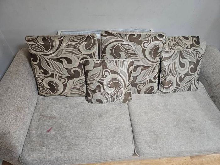 Sofa for sale, brought from harvey norman, couple of years old, good condition
