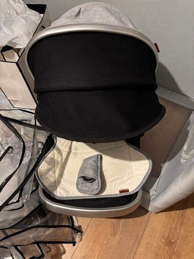 Cruz stroller and seat unit with its cover