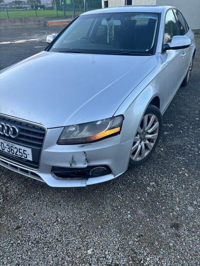 Audi A4 2012 , parts / scrap