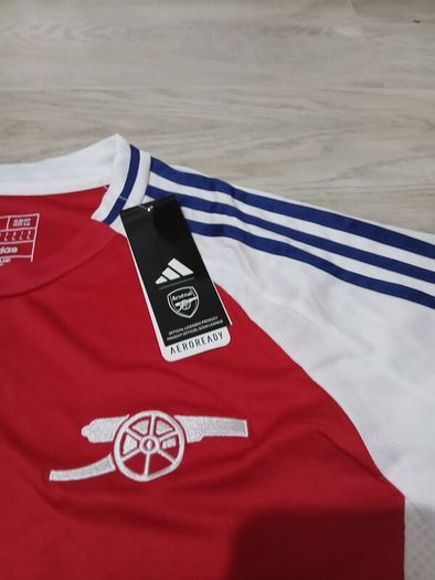 Adidas Arsenal football jersey
