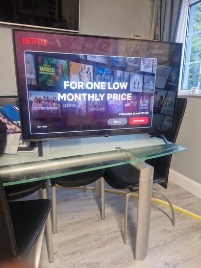 43in LG Smart Tv