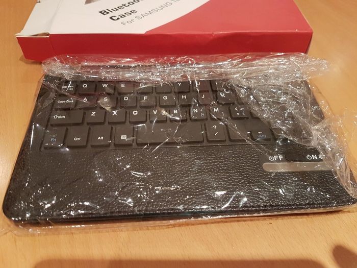 Bluetooth Keyboard Case for Samsung Tab 3.0 T310