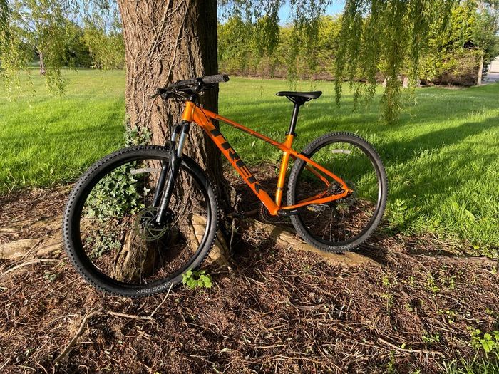 Trek Marlin 5 (M/L Frame)