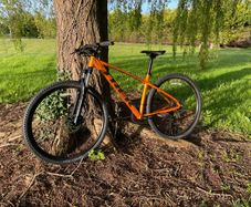 Trek Marlin 5 (M/L Frame)