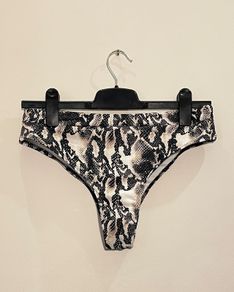 SHEIN Snakeskin Bikini Bottoms Size L!