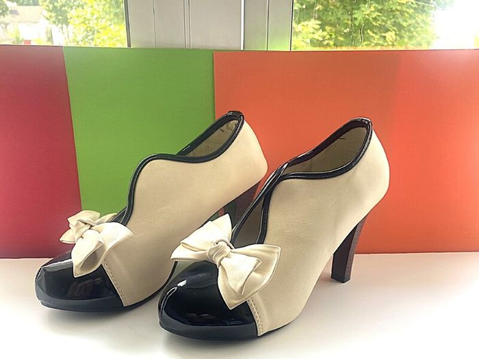 The Wedding Shoe, black and cream.