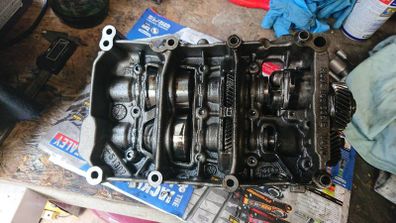 Audi vw passat skoda seat golf jeep mitsubishi 2.0tdi OIL PUMP BALANCE SHAFT. 2.0tdi engine parts head camshafts valves