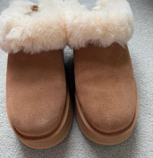 Ugg Tazz  Indoor/ Outdoor