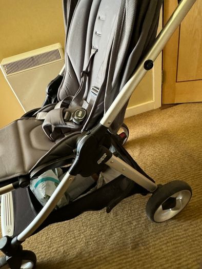 Buggy / Pram / Car Seat / Bassinet travel system