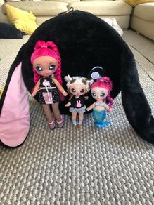 Na! Na! Na! Surprise Doll Bundle, 3 Dolls, Plush Purses & Accessories
