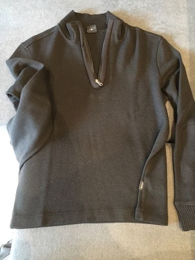 Boss black jumper knitwear Size medium