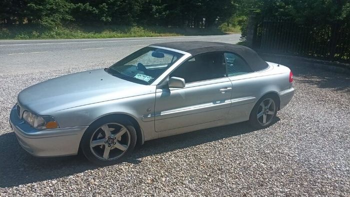 Volvo C70 2005