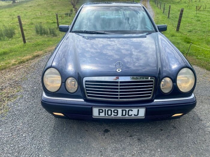 Mercedes E280 Avantgarde