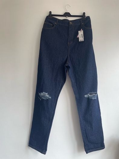 Boohoo Plus Ripped blue mom jeans plus size - New