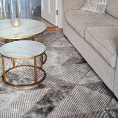 Set of 2 marble-effect gold nesting coffee tables  good condition