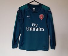 arsenal long sleeve size 9-10 years O'brien 1 on the back In excellent condition