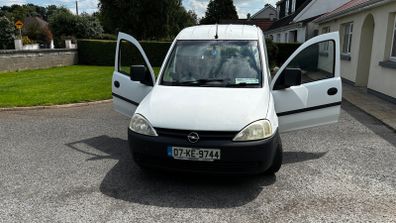 Open Combo Van