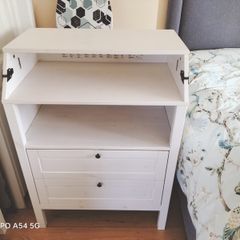 Baby changing table
