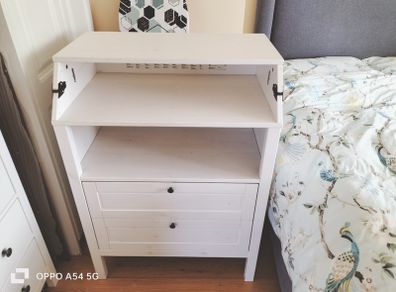 Baby changing table