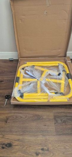 brand new set of dip bars
