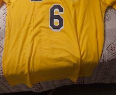 Lakers t-shirt