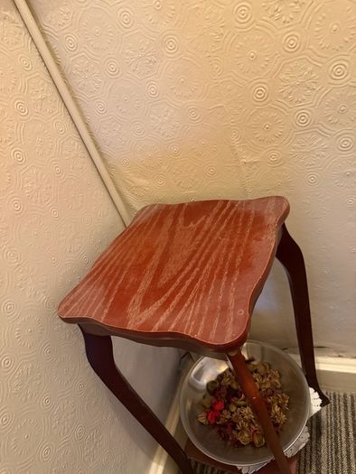 Decorative table