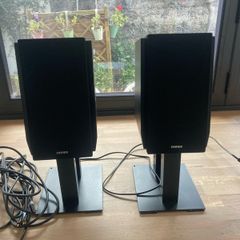 Edifier R1700BT Powered Speaker