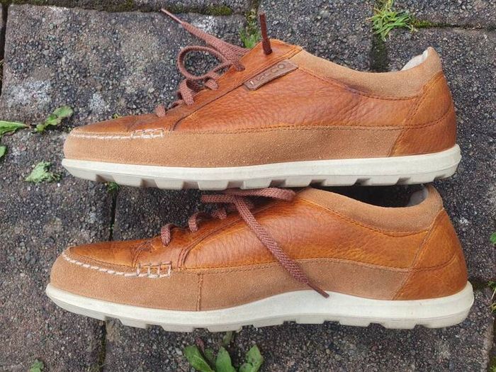 Ecco shoes size 39