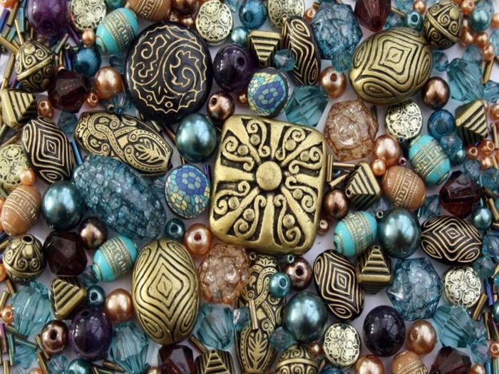 Approx 1000 Jewellery Beads 250g includes 3 x sets of Jade, Orange & Brown Green Jewellery Making Mixed Beads (FREE POSTAGE)