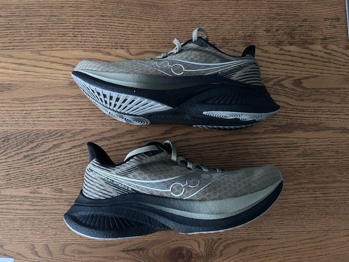 Saucony Endorphin Speed 5 UK Size 7 Brand New