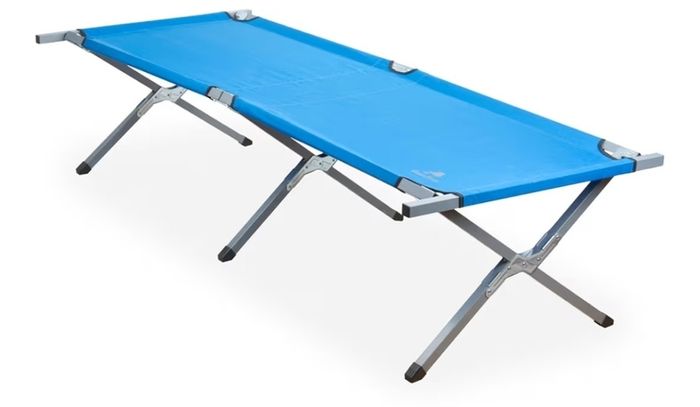 Royal Atlanta 6 tent 2 tables tent carpet steel bed