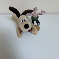 Wallace &Gromit ( figure and teddy )