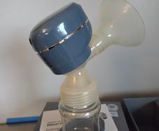 Lola & Lykke Smart Electric Breast Pump Rechargeable, Portable