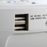 Universal travel adaptor Image 7