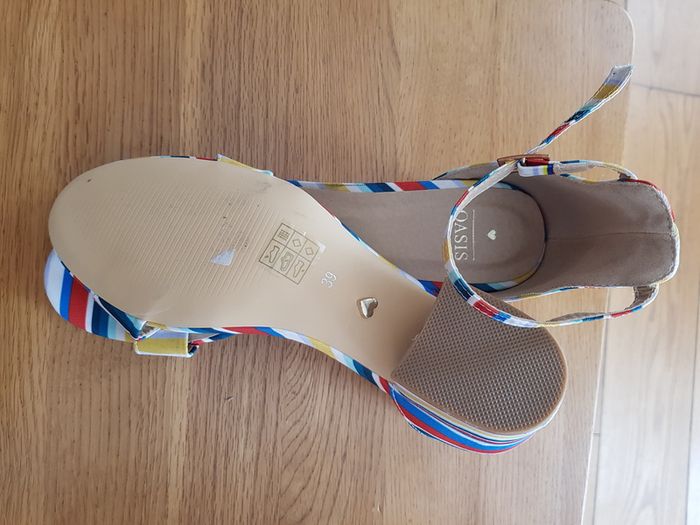 Oasis Sandals New