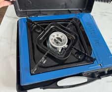 Single-burner camping gas stove