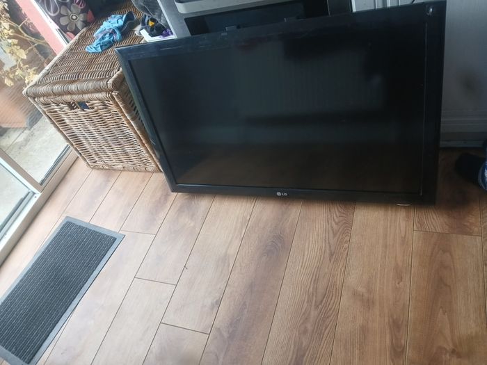 42 " lg tv