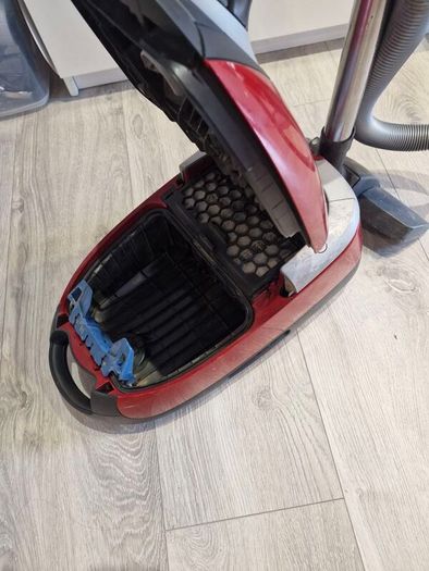 Miele vacuum cleaner