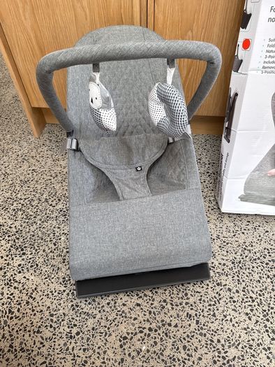 Bouncer chair