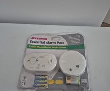 smoke alarm and carbon monoxide