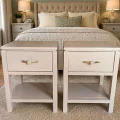 Bedside lockers