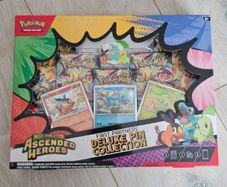 Pokemon  Delux Pin Collection